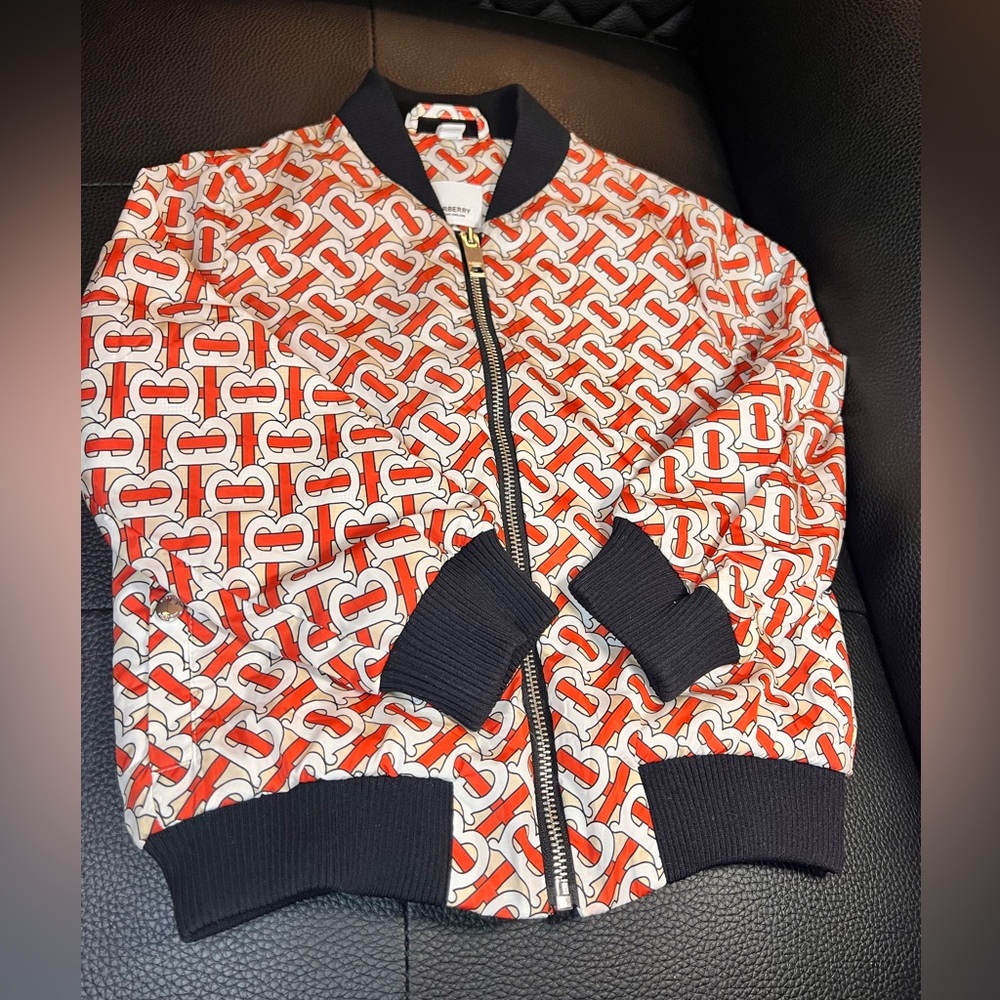 Unisex jacket size 6